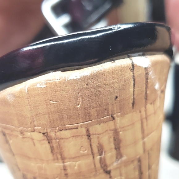 Free Press Black Patent Cork Wedges Size 6.5 - Picture 6 of 7